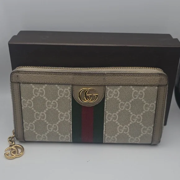 Gucci Ophidia GG Beige W/ Green & Red Sherry Zip Around Long Wallet (EUC)(COA)✨️ - Picture 3 of 15